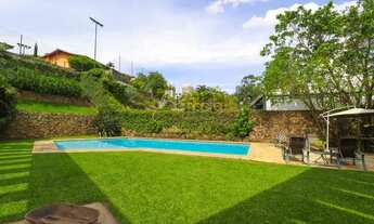 Imagem 2: Casa no Jardim Leonor. Rua Fechada!