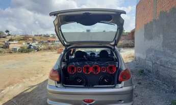 Imagem 2: Terreno financiado (Léia com atenção)