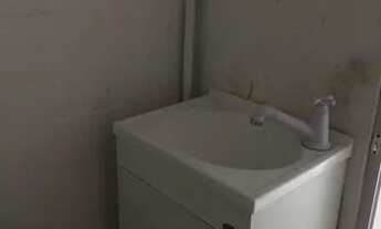 Imagem 3: Linda loja no Centro de Cabo Frio com mezanino