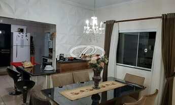 Imagem: Casa para aluguel, 4 quartos, 1 suíte