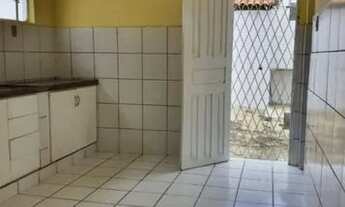 Imagem 2: Casa para venda tem 70 metros quadrados com 2 quartos em Penha de França - São Paulo - São