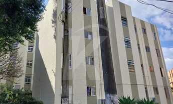 Imagem 2: Apartamento com 2 quartos, sala, cozinha, banheiro, área de serviço, vaga de garagem cober