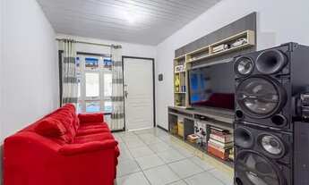 Imagem 5: CASA AO LLADO DA ACADEMIA