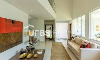 Imagem 3: Casa de condomínio para venda tem 502 metros quadrados com 5 quartos