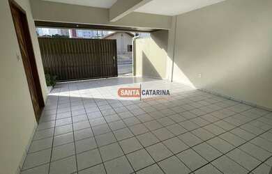 Imagem 3: Casa com 3 dormitórios para alugar, 250 m² por R$ 12.000/mês - Centro - Balneário Camboriú