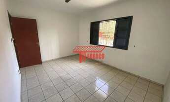 Imagem 4: Casa para aluguel possui 120 metros quadrados com 2 quartos em Jardim Alvorada - Santo And