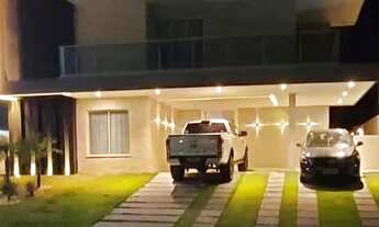 Imagem 4: Casa no Alphaville Eusébio com fachada moderna e 5 suites