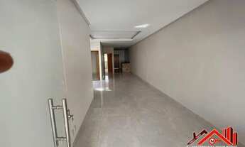 Imagem 3: Casa com Ótimo Acabamento Interno, 3 Quartos e Área Gramada Ampla