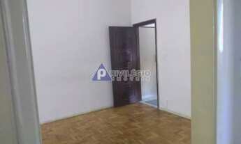 Imagem 3: Excelente apartamento de 2 quartos, sala, cozinha, banheiro no bairro de São Cristóvão