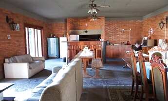 Imagem 6: Vende-se imóvel bem localizado no Laranjal