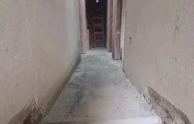 Imagem 7: Casa duplex em construção no Mendanha