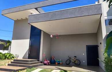 Imagem 2: Vende-se casa condomínio Golden Park Com 03 Apartamento