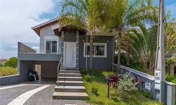 Imagem: Sobrado impecável com cheirinho de casa