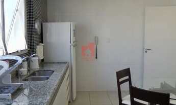 Imagem 7: Excelente imóvel, amplo, muito bem localizado, próximo a mercados, farmácias, comercio e b