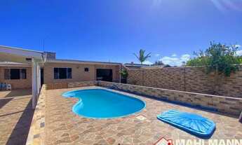 Imagem 4: Casa em alvenaria com 3 dormitórios e piscina na praia de Quintão