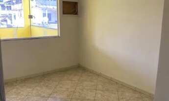 Imagem 2: Casa amarela Casa com 2 dormitórios