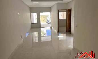 Imagem 4: Casa com Ótimo Acabamento Interno, 3 Quartos e Área Gramada Ampla