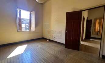 Imagem 4: Casa de 195m² com 03 quartos à venda - Centro