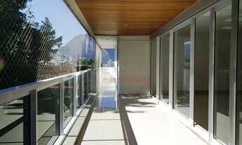 Imagem 2: Apartamento de 300m² na excepcional e tranquila Rua Corcovado, considerada uma das mais no