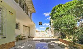 Imagem 7: Casa à venda em Porto Alegre, Três Figueiras, com 5 quartos, 254m²