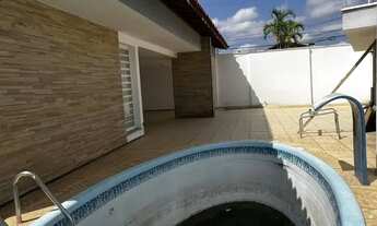 Imagem 3: CASA COMERCIAL Apartamento com 4 dormitórios