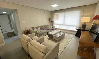 Imagem 5: Apartamento de três quartos, suíte e uma vaga de garagem no bairro Independência em Porto