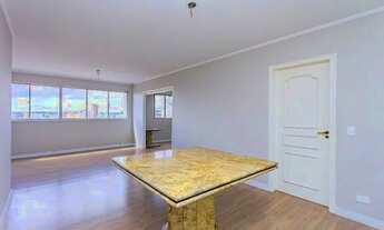 Imagem 4: Apartamento com 4 quartos no Batel