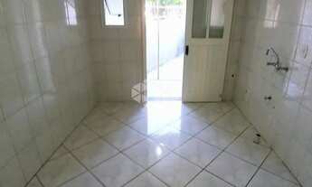 Imagem 6: Sobrado entrada individual com 2 dormitórios com 1 vaga coberta no bairro São José em Caxi