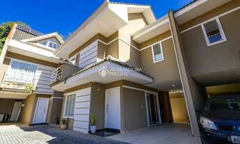 Imagem 2: Sobrado com suíte, ático e churrasqueira à venda no bairro Barreirinha em Curitiba/PR