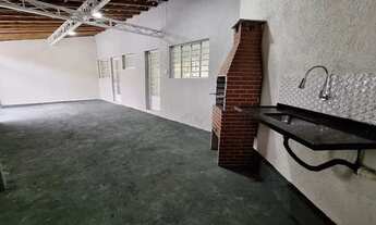 Imagem 5: Excelente casa sobrado no bairro Real Park, 2 quartos, 2 banheiros, 2 vagas de garage
