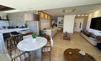 Imagem 2: Imóvel para venda tem 213 metros quadrados com 3 quartos em Patamares - Salvador - BA