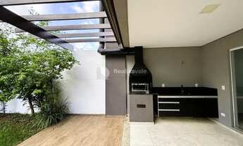 Imagem 7: Sobrado para aluguel possui 250 metros quadrados com 4 quartos