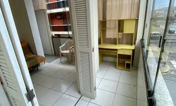 Imagem 4: De frente com sacada e vista mar