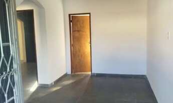 Imagem 4: Aluga-se excelente casa na Avenida Principal do Rocha