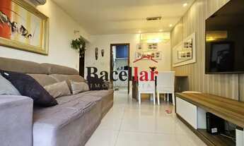 Imagem 3: Apartamento com 2 Quartos, Varanda e Vaga à Venda na Tijuca!!! Próximo ao Largo da Usina!!