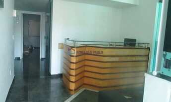 Imagem: Prédio comercial de 500 m² com 6 salas