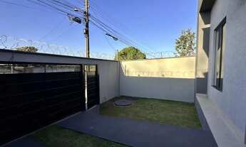 Imagem 4: Casa para Venda em Aparecida de Goiânia, Cardoso Continuação, 3 dormitórios, 3 suítes, 4 b