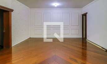 Imagem: Casa à Venda - Sagrada Família, 4 Quartos