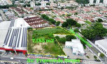 Imagem: TERRENO NO BAIRRO PARQUE 10 DE NOVEMBRO