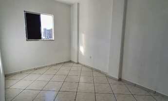 Imagem 2: Aluga-se apartamento de 2/4 sendo 1 suíte no bairro candeias