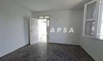 Imagem 4: EXCELENTE CASA COM 2 VAGAS DE GARAGEM, VARANDA, 3 QUARTOS SENDO 1 SUITE , SALA, COZINHA, D