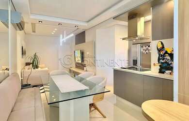 Imagem 4: APARTAMENTO À VENDA NO ESTREITO - 02 DORMITÓRIOS - 01 SUÍTE - 03 GARAGENS - PORTEIRA FECHA