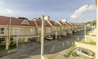 Imagem 4: Sobrado para Locação em Curitiba, Barreirinha, 3 dormitórios, 1 suíte, 3 banheiros, 2 vaga