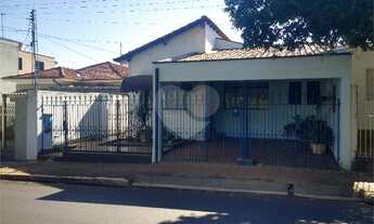 Imagem: Araraquara - Casa Padrão - Centro