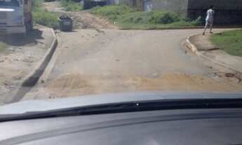 Imagem 5: Vendo terreno em enseada dos corais