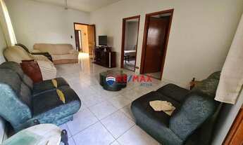 Imagem 2: Morar na vila em uma casa com terreno grande é possivel a ainda em uma avenida!