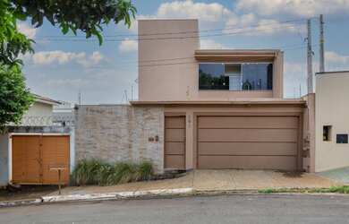 Imagem 2: Casa para Venda em Ribeirão Preto, JARDIM BOTANICO, 3 dormitórios, 1 suíte, 4 banheiros, 2