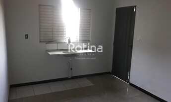 Imagem 6: Casa para aluguel, 2 quartos, 1 vaga, Lagoinha - Uberlândia/MG
