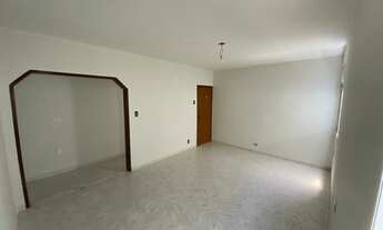 Imagem 3: Apartamento com 3 quartos, localização privilegiada, 83 m², à venda por R$ 185.000