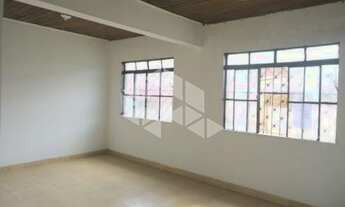 Imagem 2: PORTO ALEGRE - Casa Padrão - Jardim Carvalho